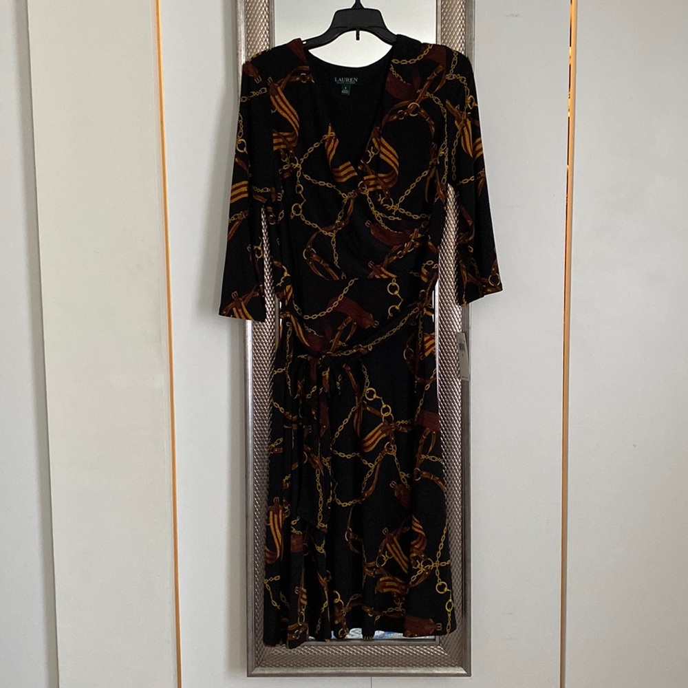 Women’s dress